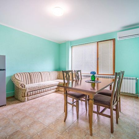 Апартамент Морски Бриз Balchik Luaran gambar