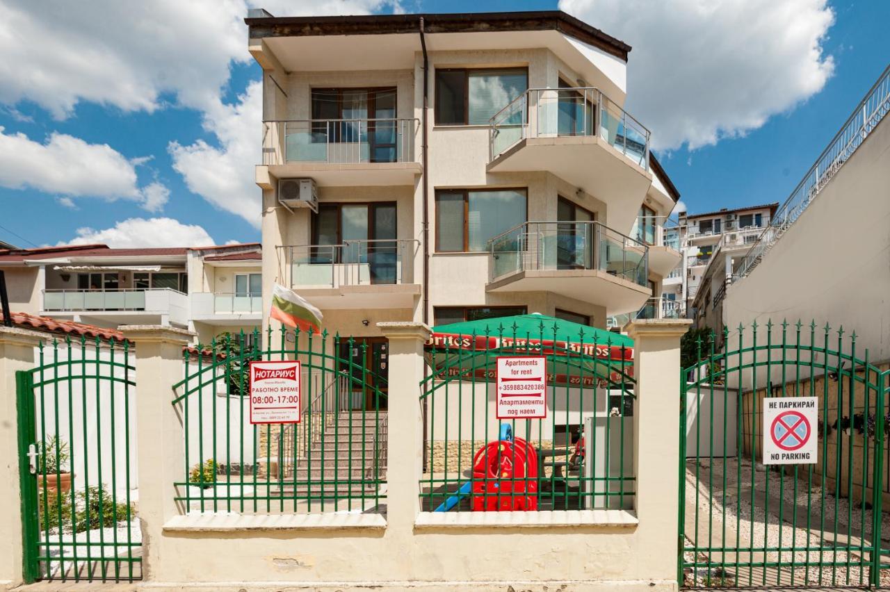 Апартамент Морски Бриз Balchik Luaran gambar